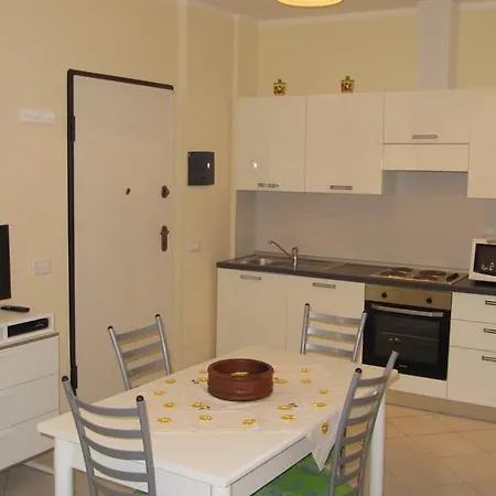 Lusso Accessibile E Servizi לריצ'י