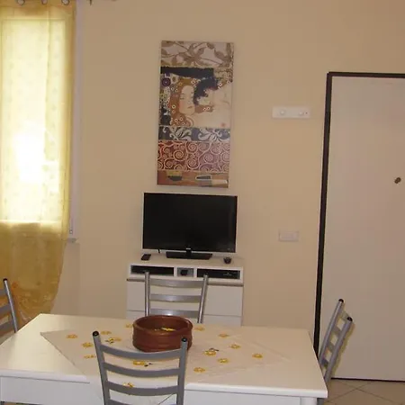 Lusso Accessibile E Servizi לריצ'י